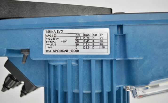 Мембранный дозирующий насос Seko Tekna Evo APG 803 шильдик 
