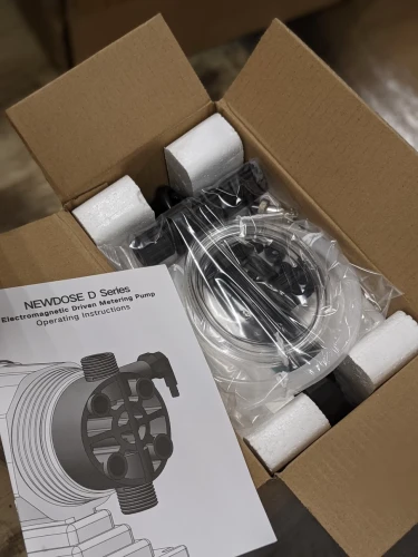 Упаковка мембранного дозирующего насоса NewDose DP-06-05-LM