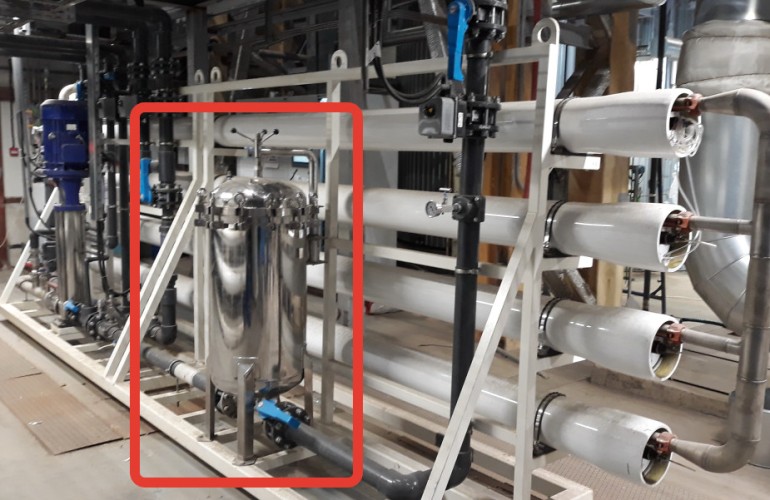 Мешочный фильтр BFM-450-2F в составе системы обратного осмоса