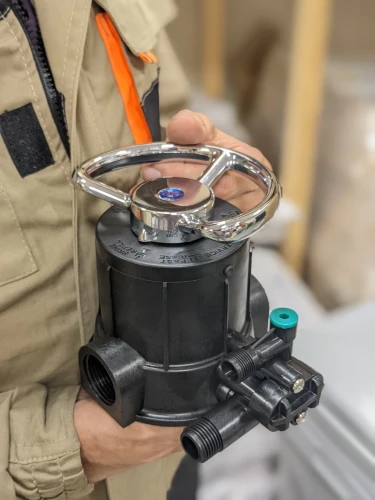 Runxin F64A1 ручной клапан, вход/выход - 1", до 4,5 м³/ч